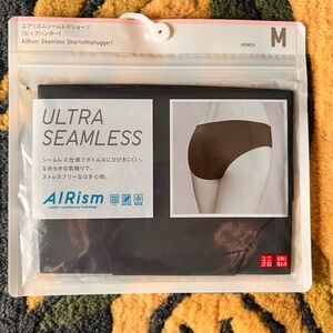 Uniqlo Black Ultra Seamless Underwear with AIRism Technology